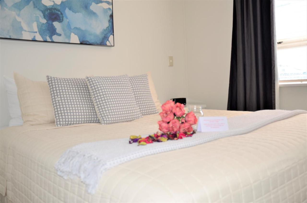 Colombo Lodge Hotel Крайстчърч Екстериор снимка