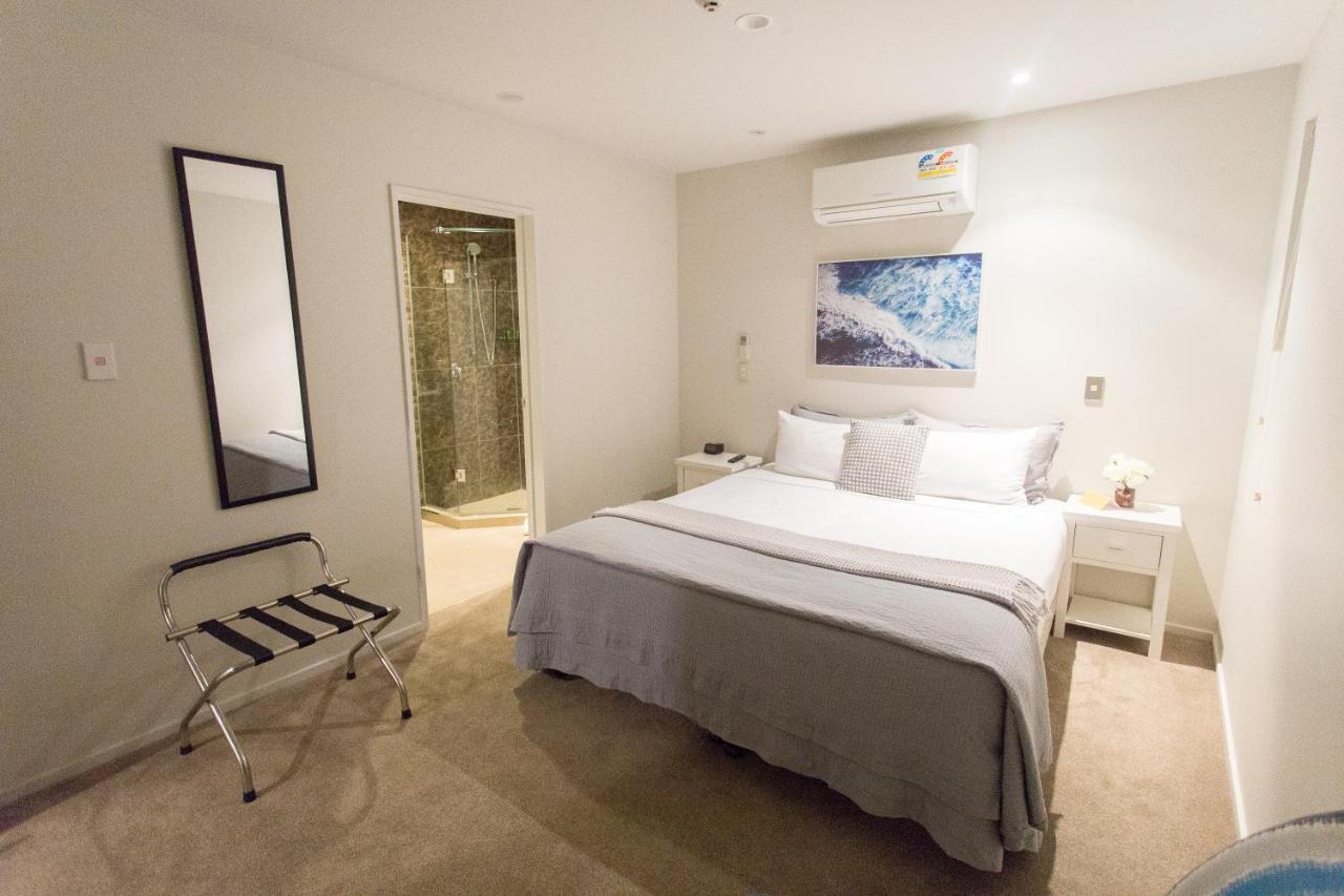 Colombo Lodge Hotel Крайстчърч Екстериор снимка