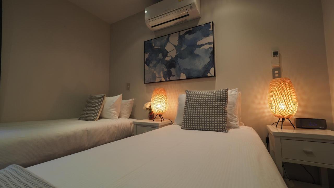 Colombo Lodge Hotel Крайстчърч Екстериор снимка